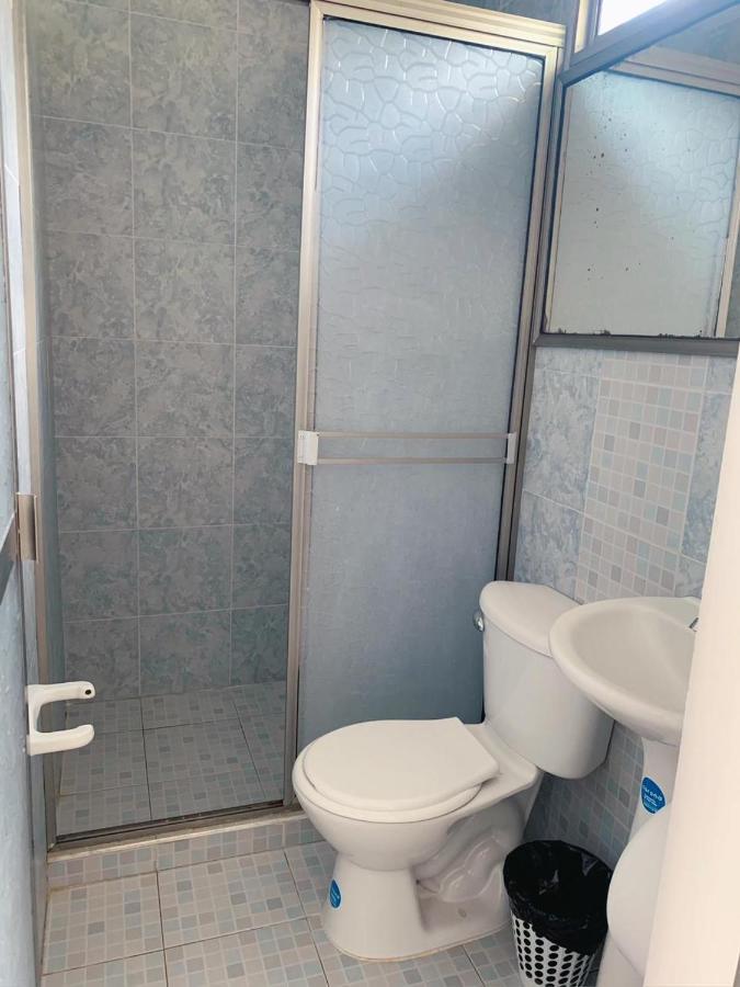Blue Apartahotel Ковеньяс Экстерьер фото