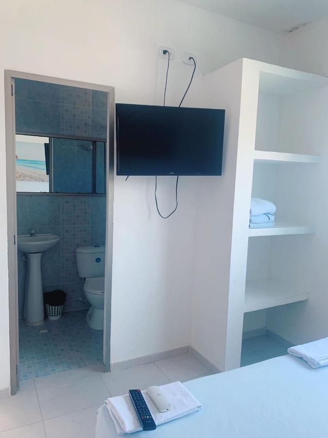 Blue Apartahotel Ковеньяс Экстерьер фото