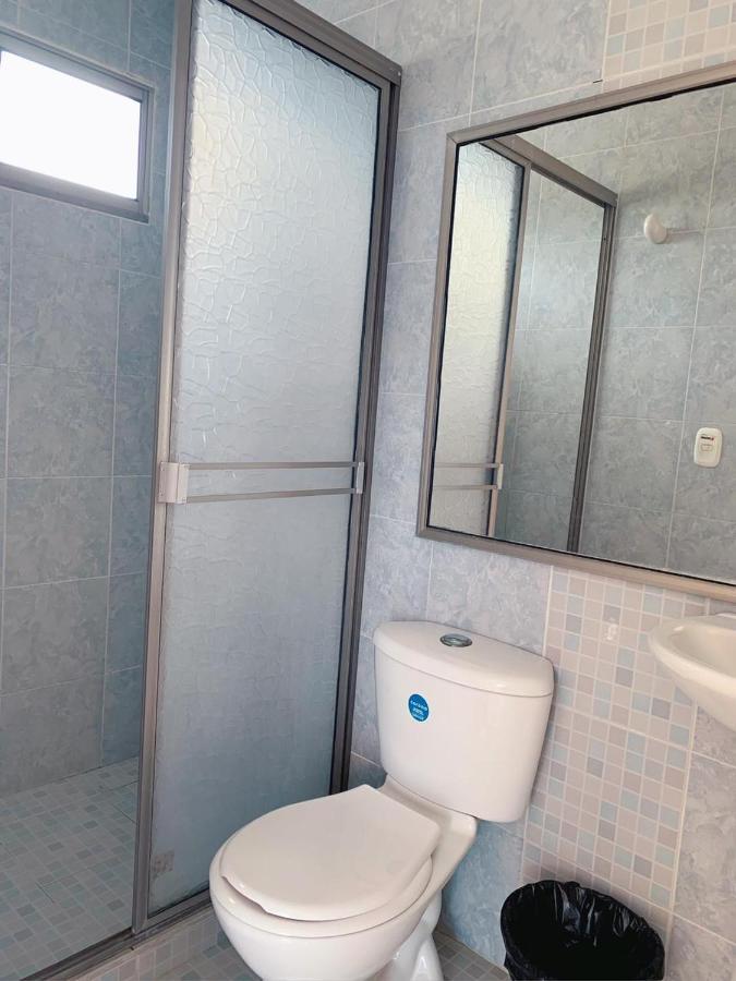 Blue Apartahotel Ковеньяс Экстерьер фото